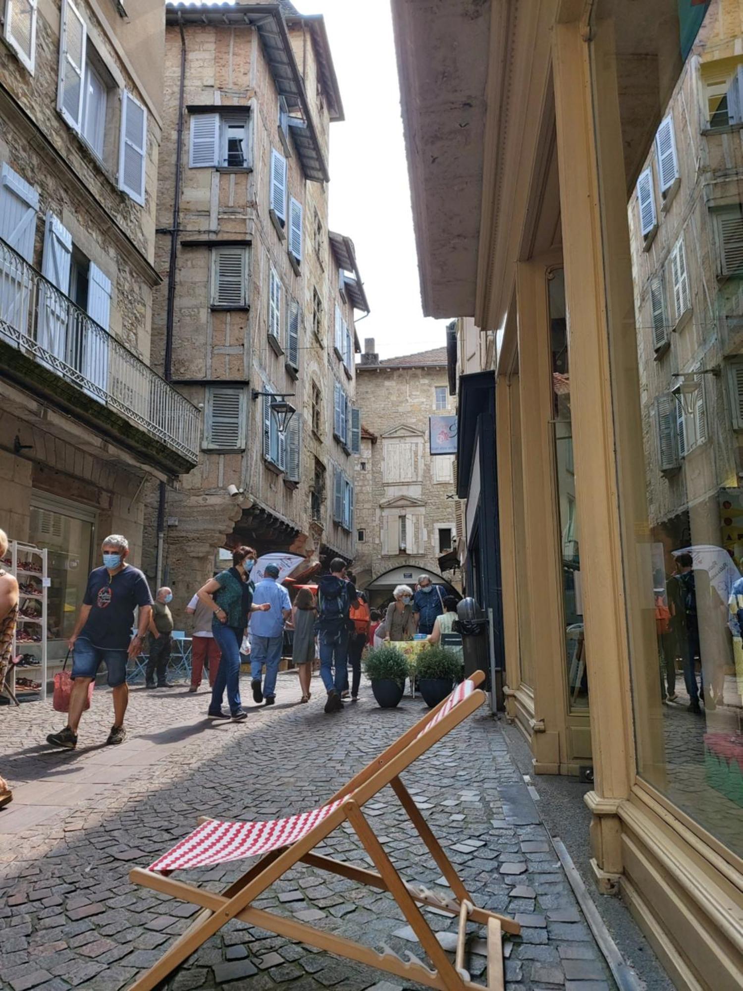 Апартаменты Le Petit Saint-Georges, Centre Historique Вильфранш-де-Руэрг Экстерьер фото
